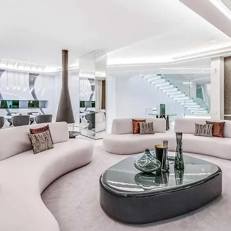 Вилла Opulenta Verdaderamente Impresionante